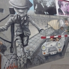 13_EastSideGallery3